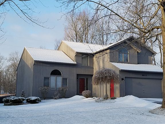 3rd image of 6811 Jayhawk Cir
