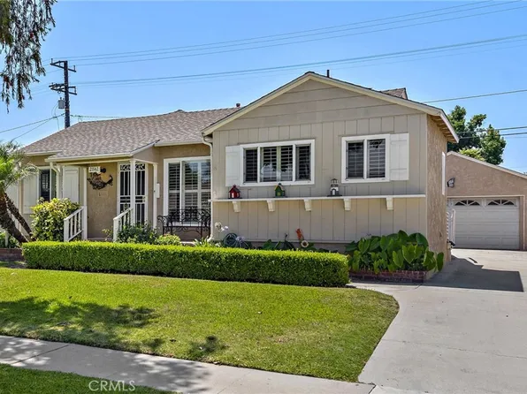 2842 Denmead St, Lakewood, CA 90712