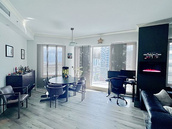 4th image of 449 S 12th St Unit 1504
