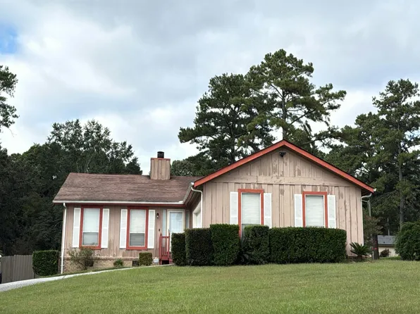 1119 Genny Ln, Riverdale, GA 30296