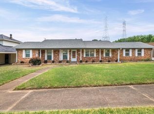 1834 Westmore St, Saint Louis, TN 38106