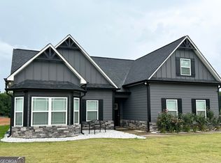 952 Rehoboth Church Rd, Griffin, GA 30224