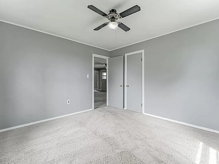 1625 Pulaski St — Photo 11