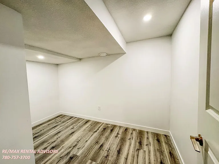 1002 Daniels Loop SW #BASEMENT — Photo 9