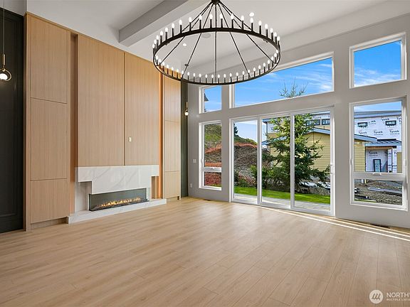 3rd image of 3951 Rock Ridge Pkwy