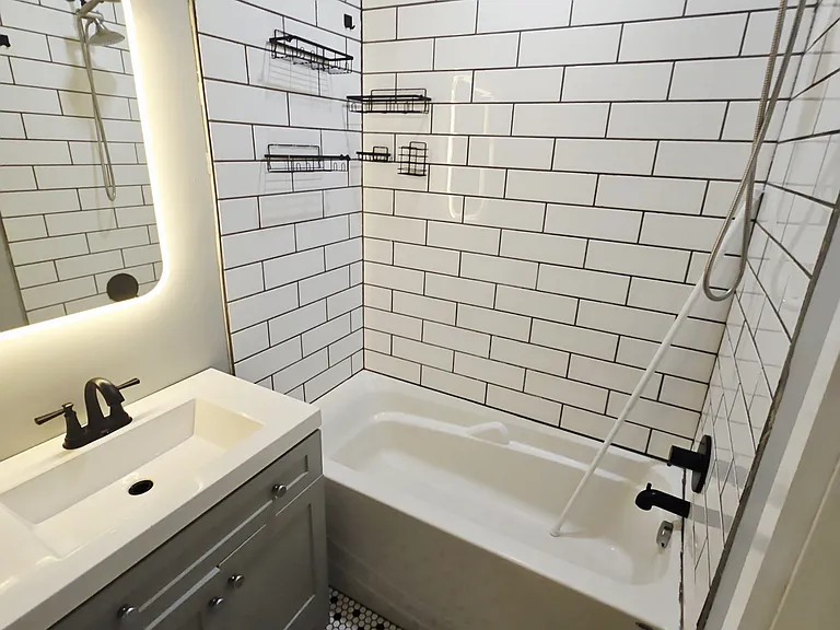 193 Livingston Ave — Photo 2