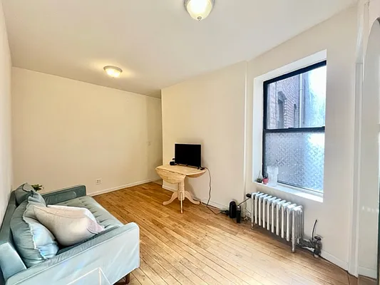 Rented by Best Apartments North Inc | media 7