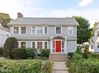 47 Crosby Rd, Newton, MA 02467