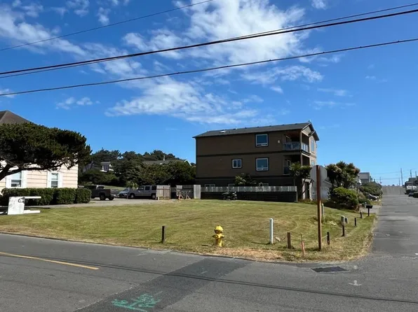 (undisclosed Address), Lincoln City, OR 97367