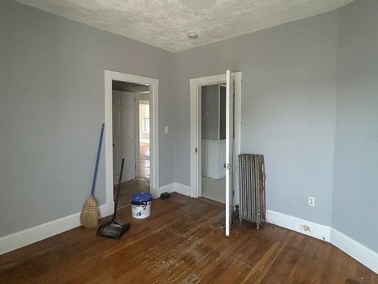 92 Elliot St #3 — Photo 4