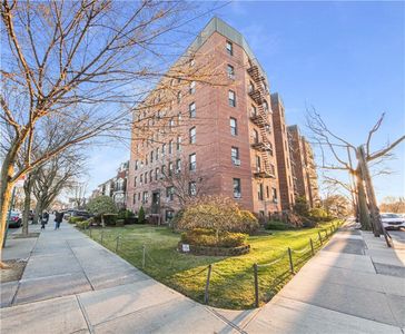 2310 Ocean Pkwy APT 6A, Brooklyn, NY, 11223