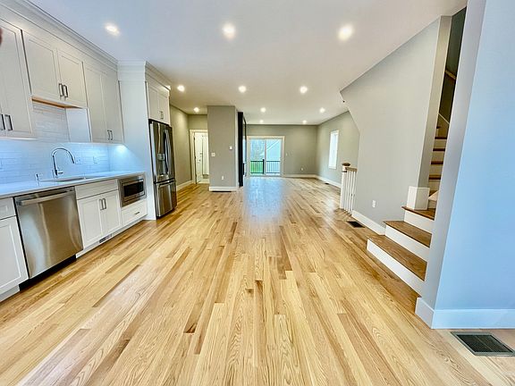 3rd image of 75 Neponset St #75