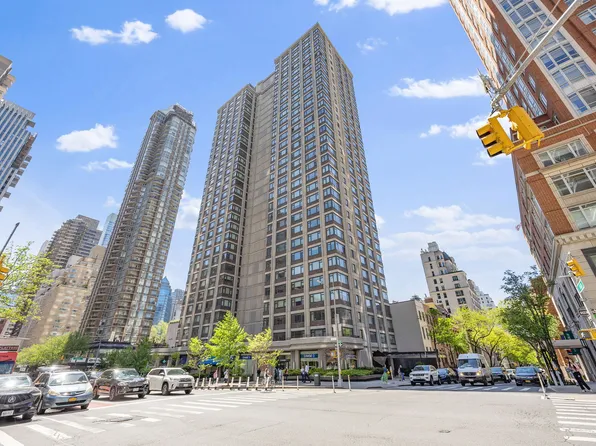 160 East 65th Street 14C image 18 of 18