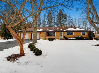 1214 Forest Dr, Elgin, IL 60123