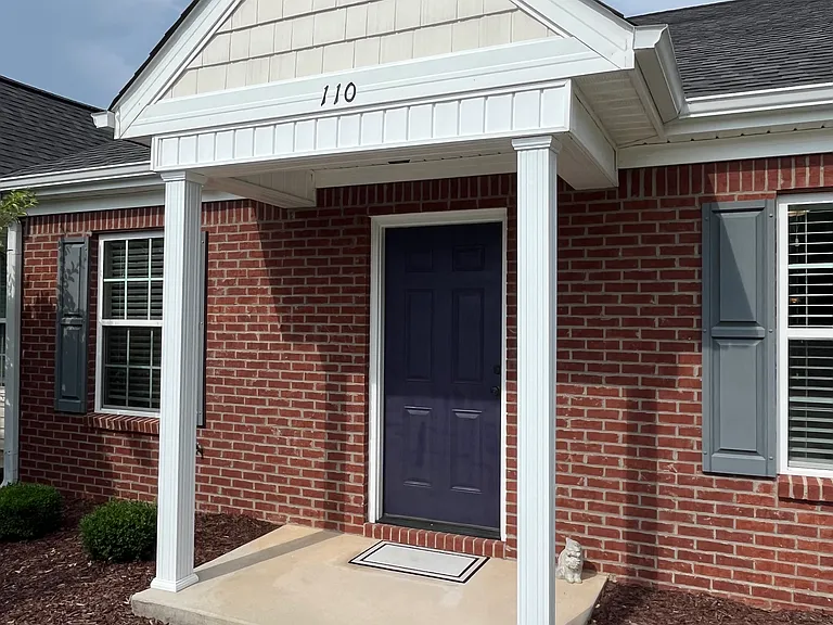 110 Satomi Way — Photo 1