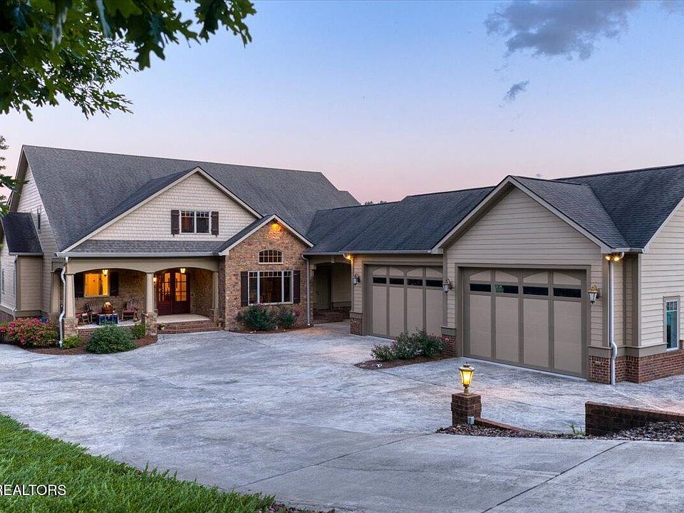1st image of 436 Waterfront Way