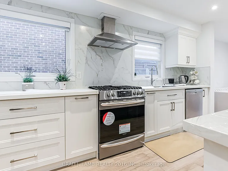 54 Campbell Ave #2 — Photo 11