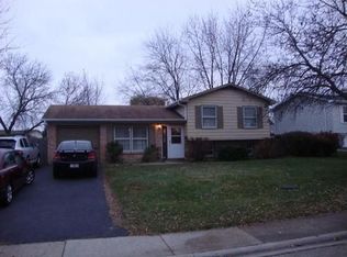 575 Andrew Ln, Lake Zurich, IL 60047