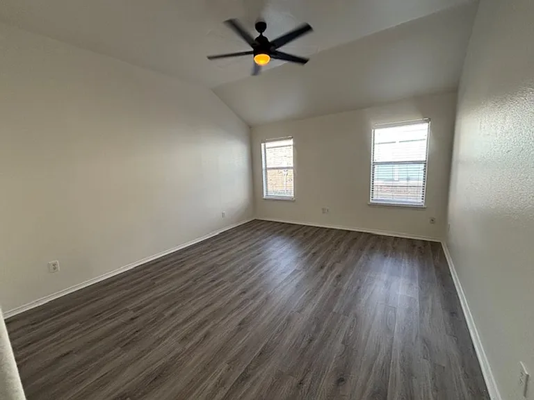 8135 Tierra Del Sol Rd — Photo 18