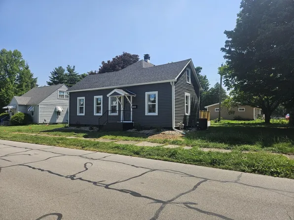 1305 Scott St, La Porte, IN 46350