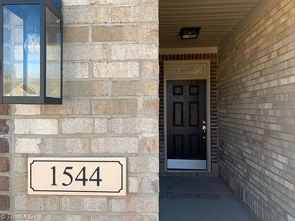 2nd image of 1544 Oakbluffs Dr Lot 449
