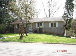 7516 Luscombe Dr, Knoxville, TN 37919
