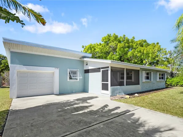 5736 Riverside Dr, Cape Coral, FL 33904