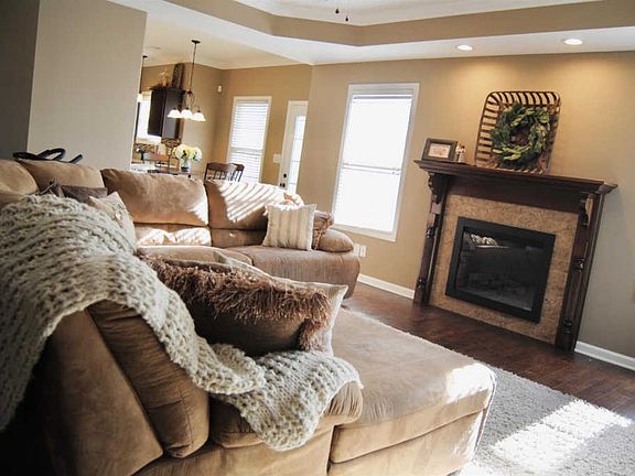 5th image of 708 Sturdivant Dr.