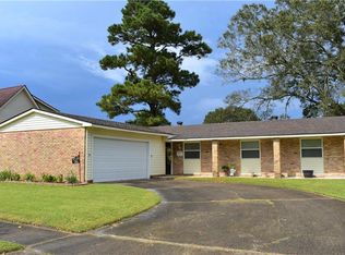 417 Corrine Ct, La Place, LA 70068