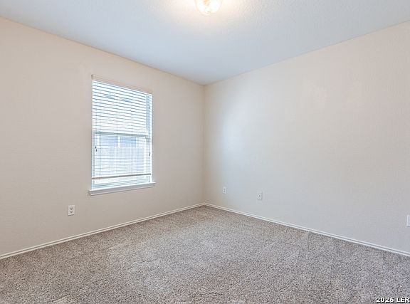 4th image of 7623 Bismarck Lk
