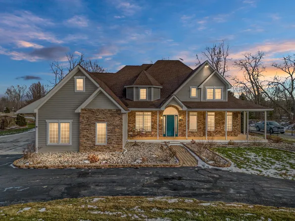 13820 Grafton Rd, Carleton, MI 48117