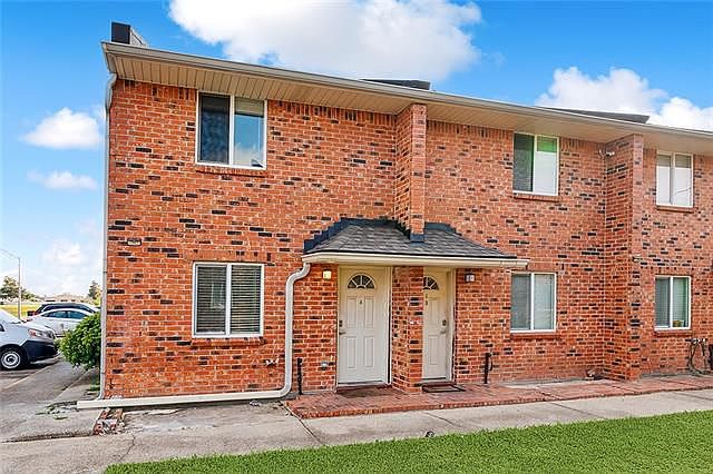 1st image of 3213 Golden Dr APT A