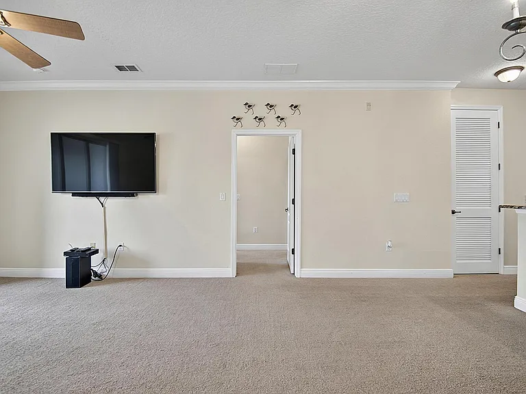 75 Riverview Bnd S #1614 — Photo 14