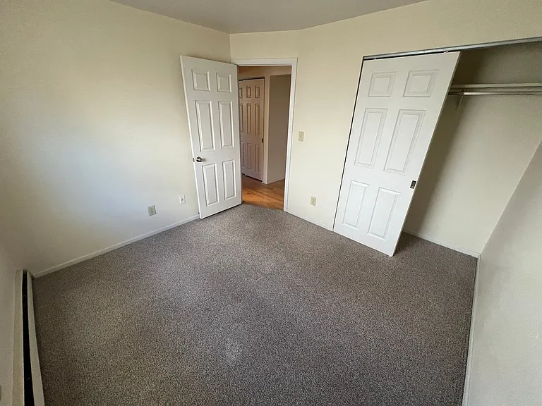2030 N. Oakland Ave. — Photo 21