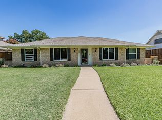 2720 Glen Forest Ln, Plano, TX 75023