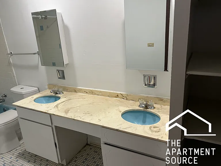 430 W Stevens Dr #104 — Photo 9