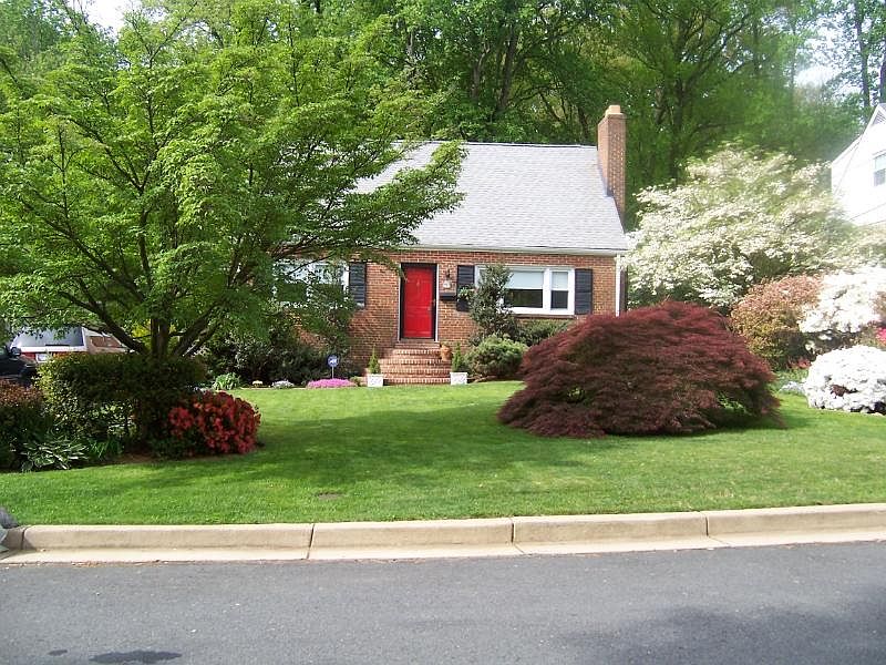 1st image of 3025 Crane Dr