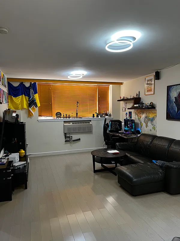 2548 East 27th St Unit 1