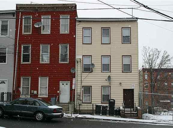 5th image of 6 Ivy Pl