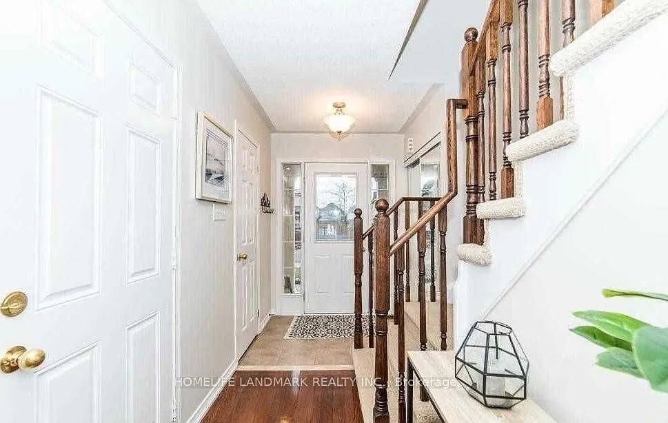 3 bed, $2,900 — Photo 2