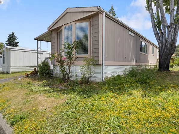 56 Manor Loop, Roseburg, OR 97471