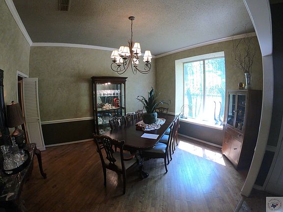 5th image of 6202 Stoneridge Dr