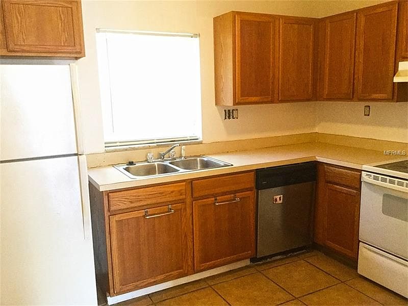 2nd image of 5826 Congress St APT 102