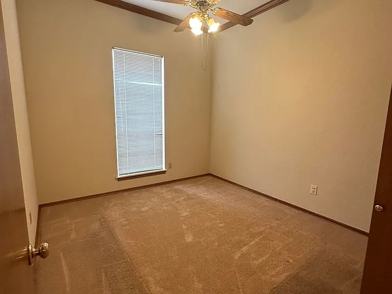 5524 Woodmont Dr — Photo 31