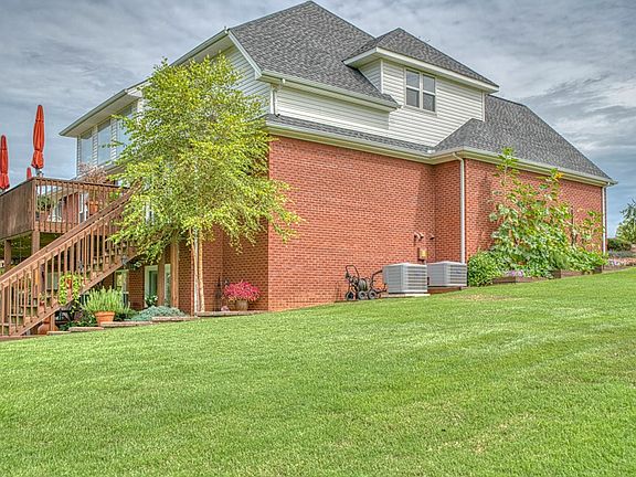 4th image of 4125 Plantation Dr