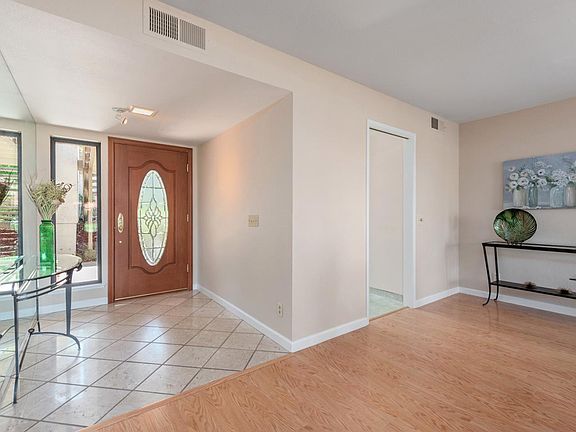 5th image of 8429 Beaujolais Ct