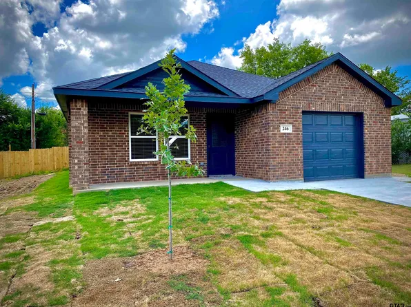246 Spring Valley St, Gun Barrel City, TX 75156