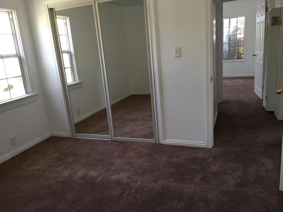 2nd image of 756 Bradshawe Ave