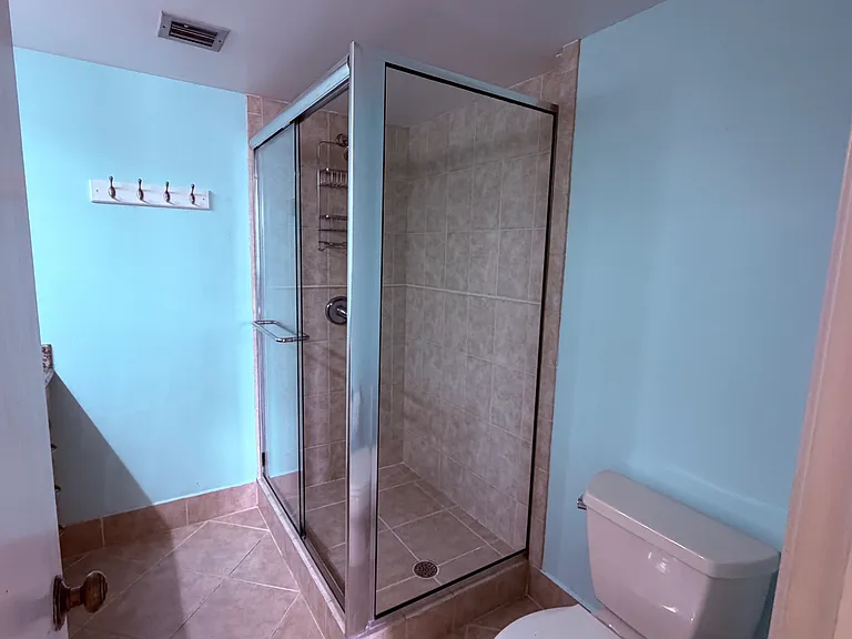 6800 Cypress Rd #401 — Photo 18