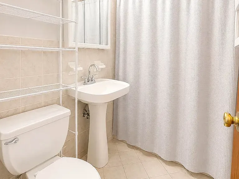 67 W 68th St #3B — Photo 6